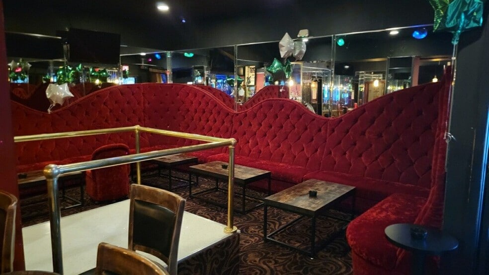 8556 Park Blvd, Seminole, FL for sale - Building Photo - Image 2 of 8