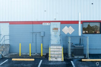 2604 Tampa East Blvd, Tampa, FL for lease Building Photo- Image 2 of 11