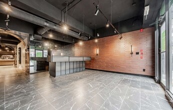 735-739 Queen St W, Toronto, ON for lease Interior Photo- Image 2 of 6