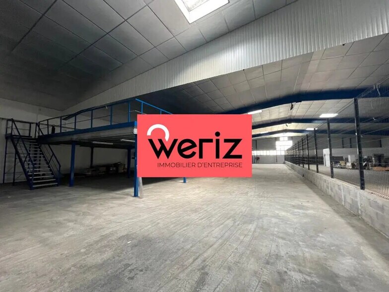 Industrial in Marseille for lease - Interior Photo - Image 2 of 9