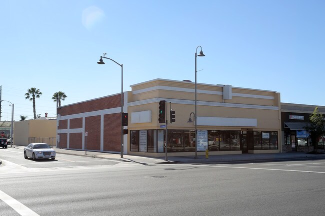 More details for 8152 Firestone Blvd, Downey, CA - Office/Retail, Flex for Lease