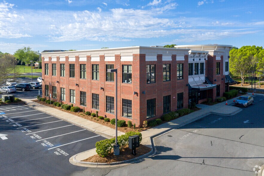 19475 Old Jetton Rd, Cornelius, NC for lease - Building Photo - Image 2 of 5