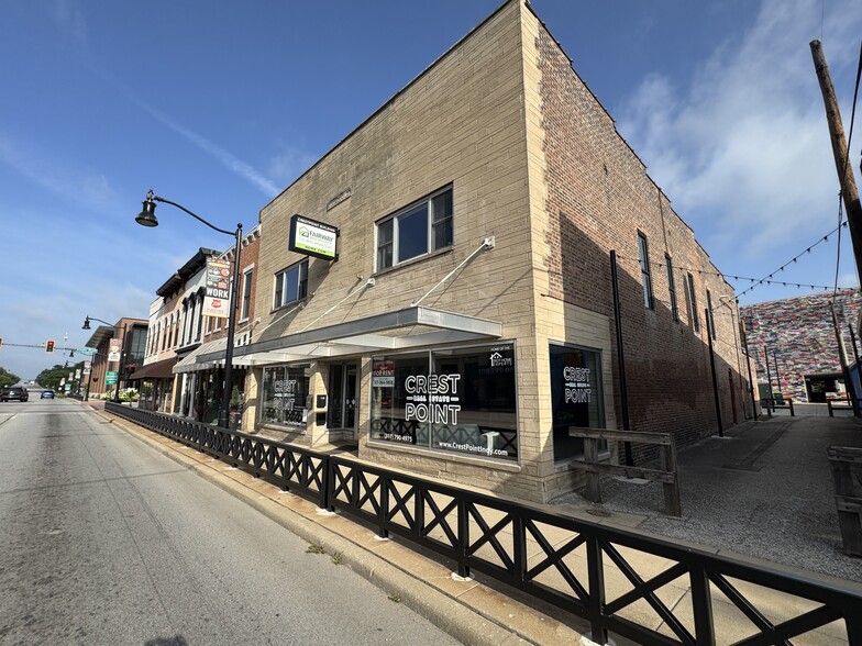 116 W Main St, Plainfield, IN for lease - Building Photo - Image 2 of 5