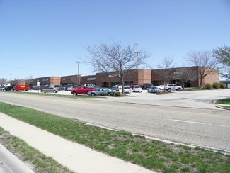 Plus de détails pour 503 N Prospect Rd, Bloomington, IL - Bureau/Commerce de détail à louer