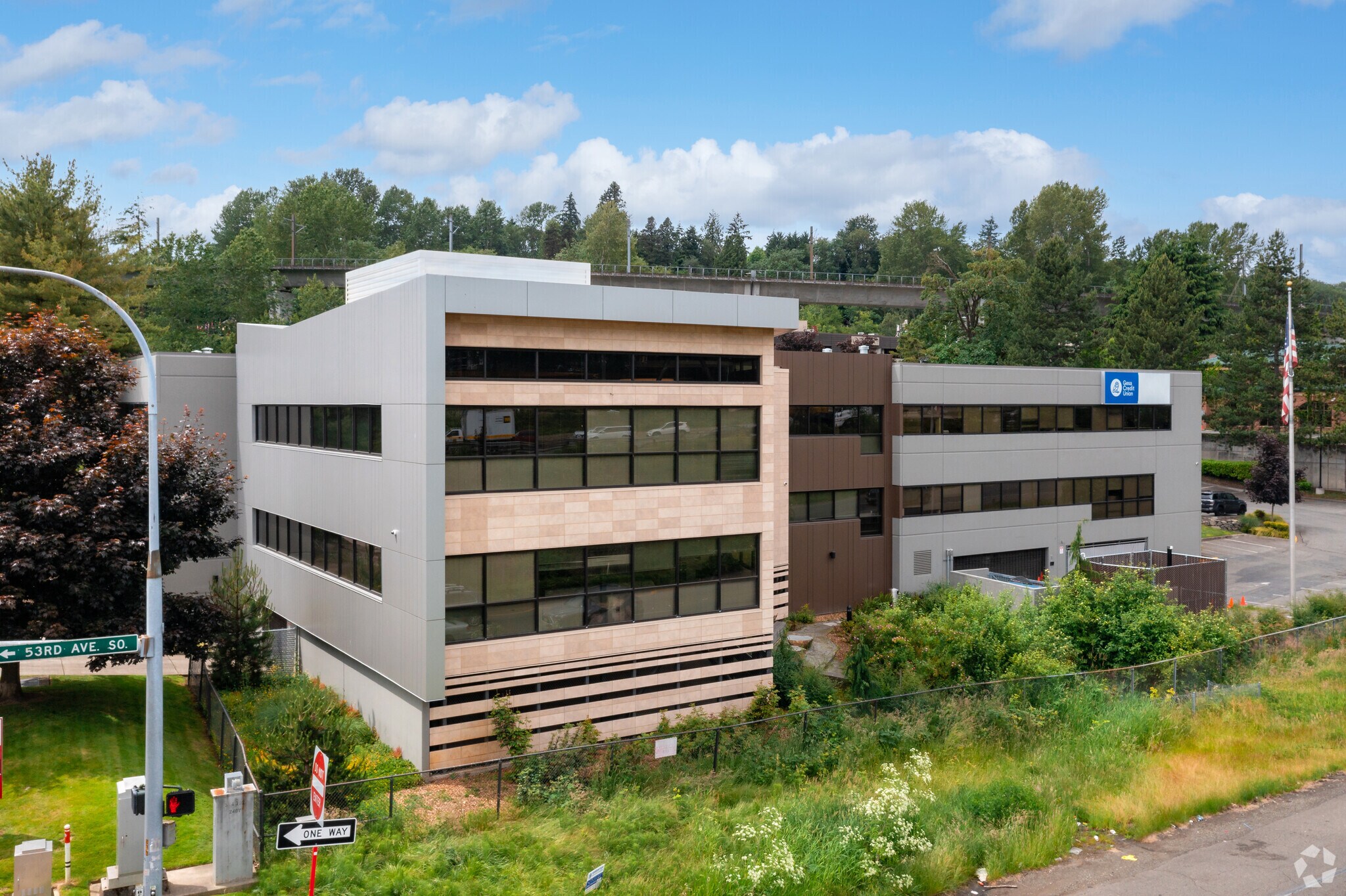 5200 Southcenter Blvd, Tukwila, WA for sale Building Photo- Image 1 of 1