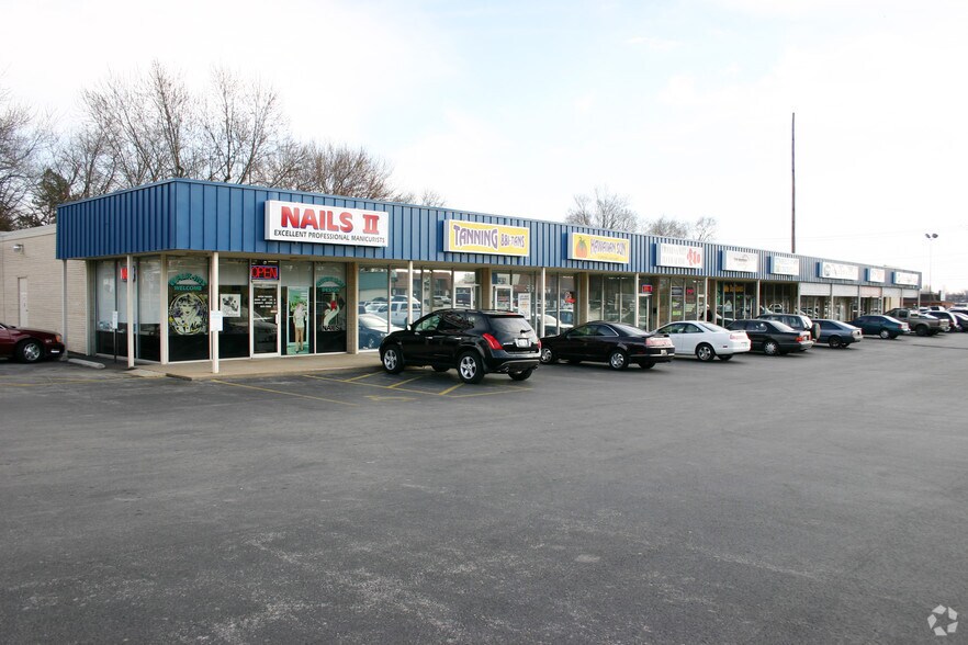 2240-2258 S Campbell Ave, Springfield, MO à louer - Photo du bâtiment - Image 2 de 4