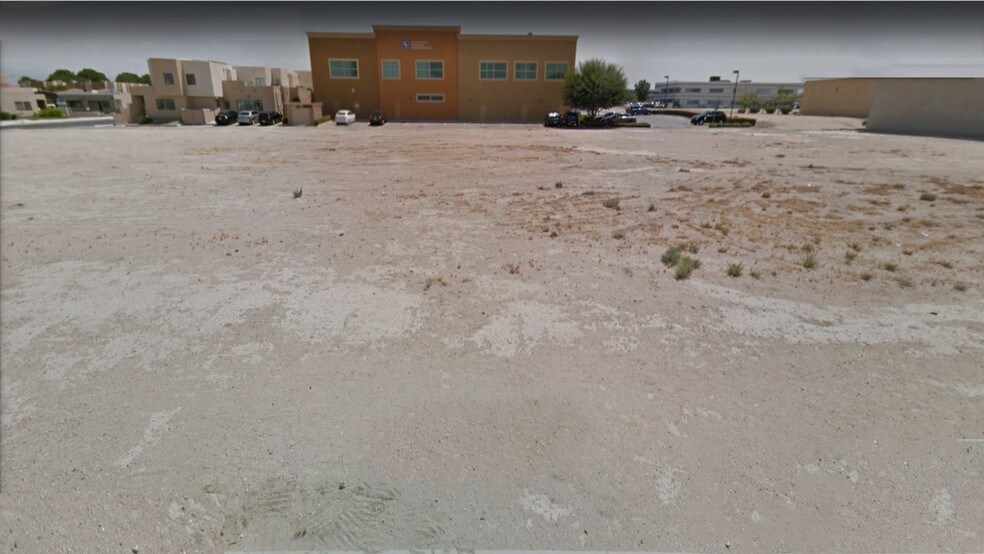 Senecca Rd, Victorville, CA à vendre - Photo du bâtiment - Image 2 de 10