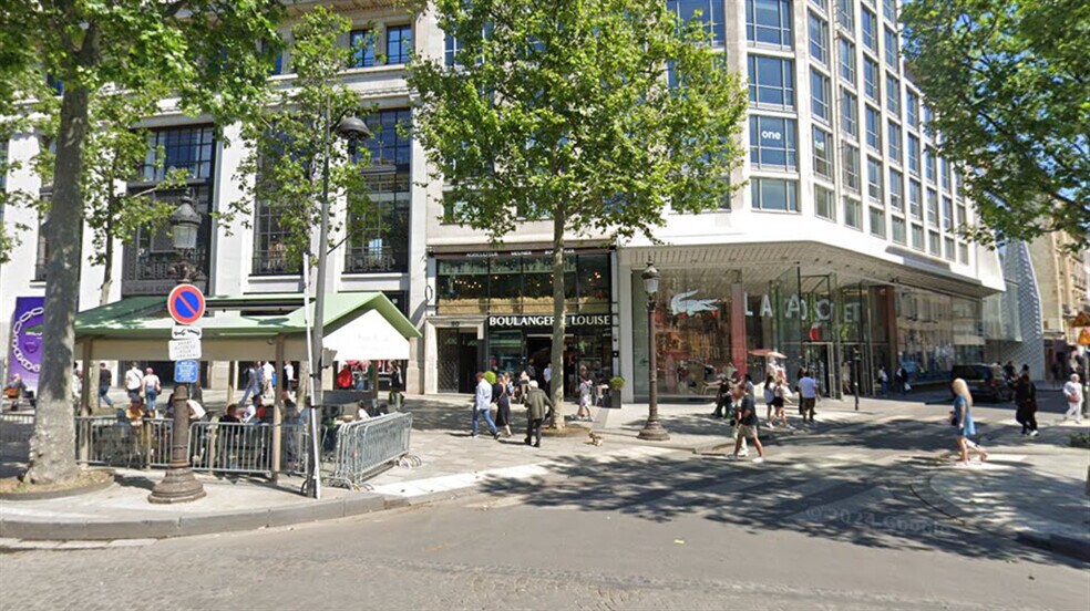 Retail in Paris for lease - Building Photo - Image 1 of 2