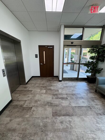 3604 Bush St, Raleigh, NC à louer - Photo du bâtiment - Image 3 de 5