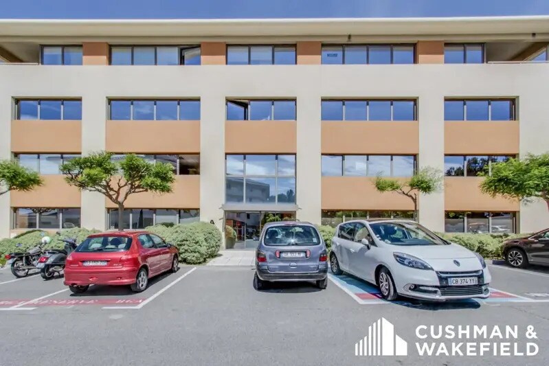 515 Avenue De La Tramontane, La Ciotat à vendre Photo du bâtiment- Image 1 de 14