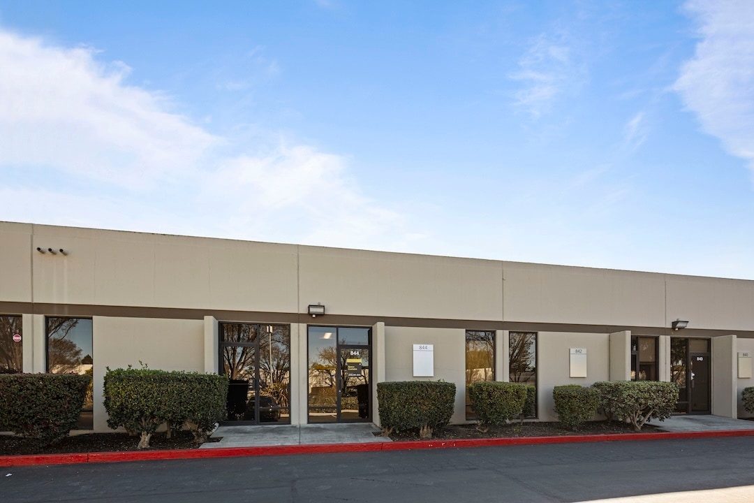 720-742 Charcot Ave, San Jose, CA à louer Photo intérieure- Image 1 de 21