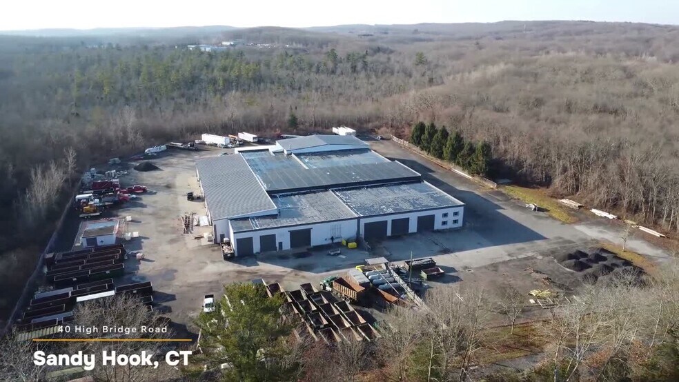 40 High Bridge Rd, Sandy Hook, CT à louer - Vidéo sur l’inscription commerciale - Image 2 de 8