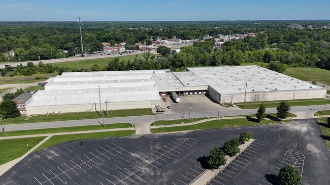 Plus de détails pour 800 S Gilbert St, Danville, IL - Industriel à louer