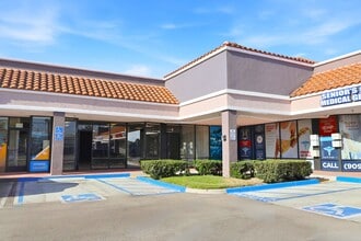 8990 Sierra Ave, Fontana, CA à louer Photo intérieure- Image 1 de 8