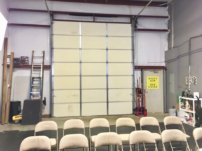 380 E State Highway CC, Nixa, MO à louer - Photo intérieure - Image 3 de 22