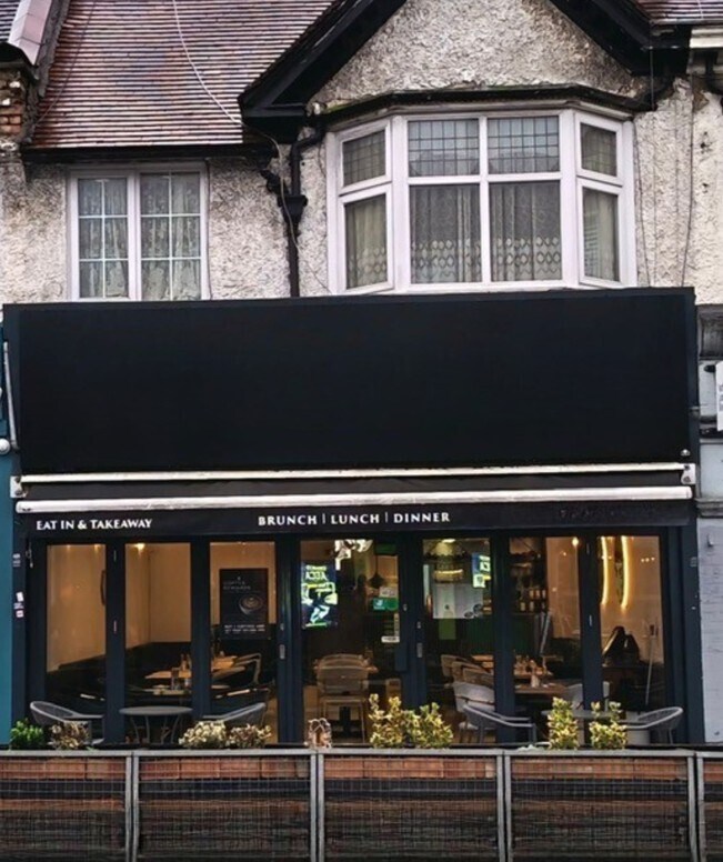 20 The Broadway, Londres à louer Photo principale- Image 1 de 8