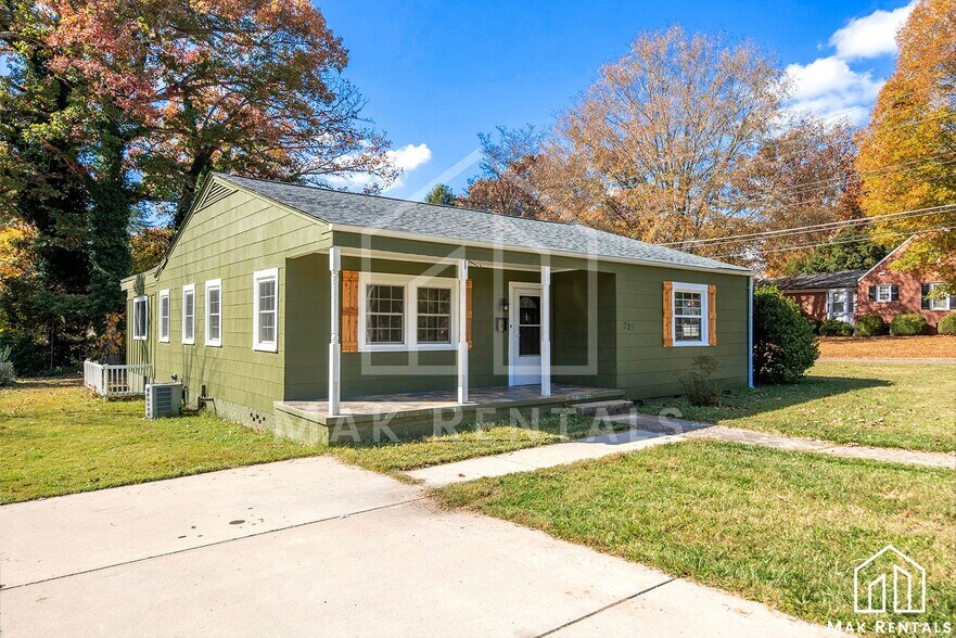 221 Magnolia St, Statesville, NC for sale - Primary Photo - Image 1 of 1