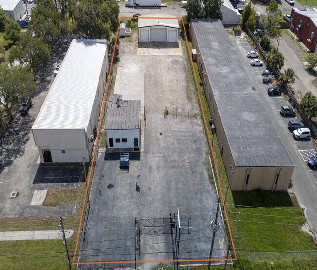 Plus de détails pour 12433 66th St N, Largo, FL - Flex à vendre