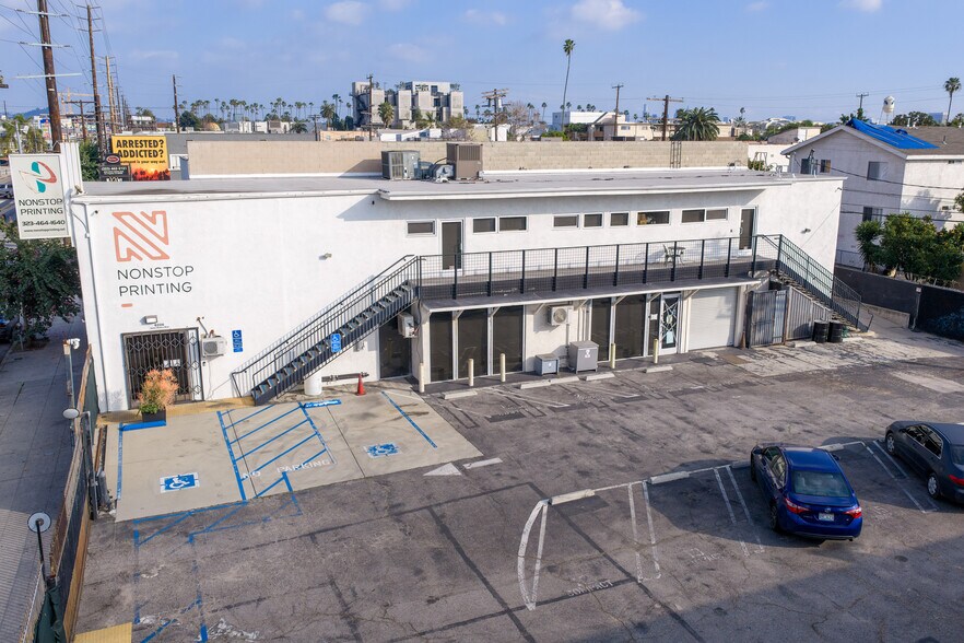 6222 Santa Monica Blvd, Los Angeles, CA à vendre - Photo du bâtiment - Image 3 de 7