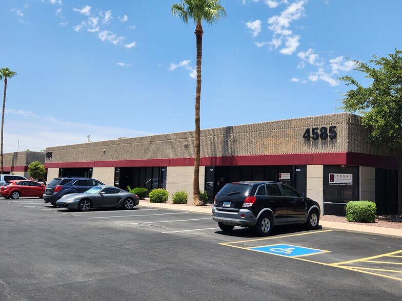 4585 S Palo Verde Rd, Tucson, AZ à louer - Photo du bâtiment - Image 3 de 5