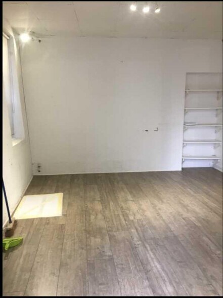 Commerce de détail dans Paris à louer - Photo intérieure - Image 3 de 11