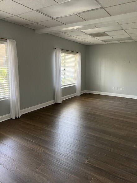 6000 Sawgrass Village Cir, Ponte Vedra Beach, FL for lease - Interior Photo - Image 2 of 4