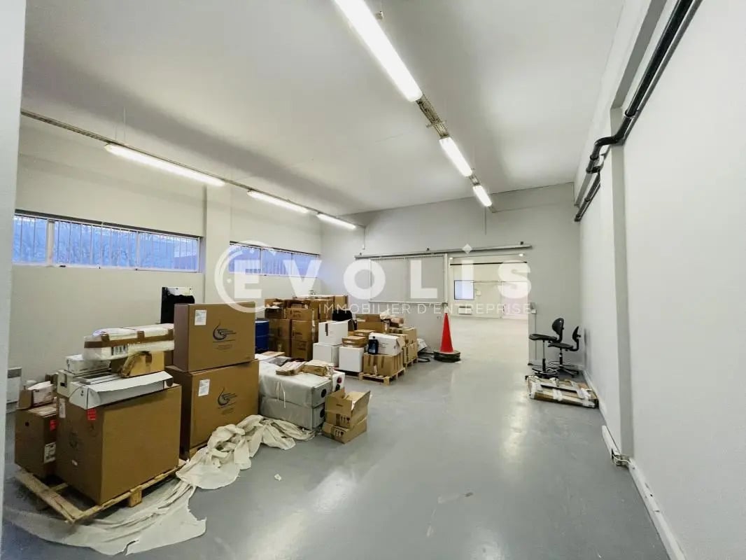Flex in Noisy-le-Grand for lease Interior Photo- Image 1 of 3