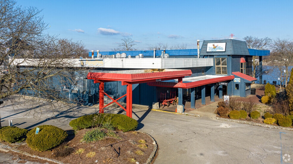 3021 River Rd, Louisville, KY for sale - Primary Photo - Image 1 of 4