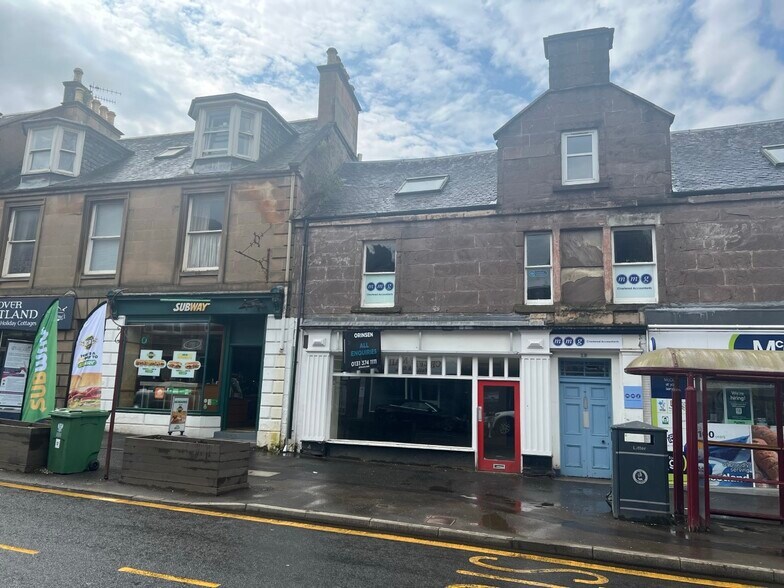 13-17 High St, Crieff à louer - Photo du bâtiment - Image 3 de 3