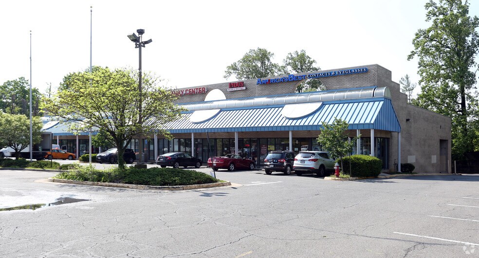 11123-11139 Lee Hwy, Fairfax, VA à louer - Photo du bâtiment - Image 3 de 4