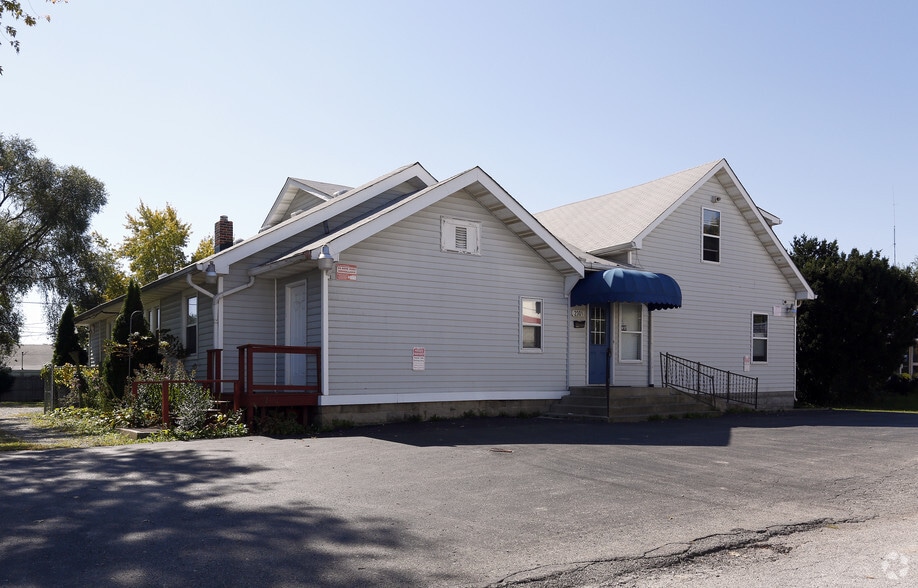 2301 E 45th St, Indianapolis, IN for sale - Building Photo - Image 2 of 20