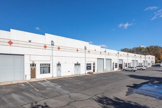 Plus de détails pour 9201-9373 Mike Garcia Dr, Manassas, VA - Industriel à louer