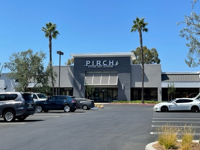 28321-28371 Marguerite Pky, Mission Viejo, CA for lease - Building Photo - Image 1 of 7