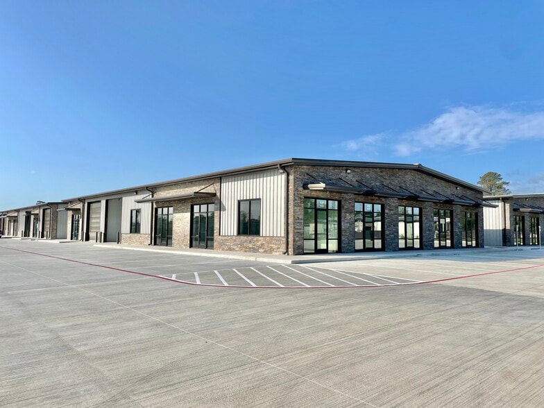 8265 FM 1488 Rd, Magnolia, TX à louer - Photo du bâtiment - Image 1 de 5