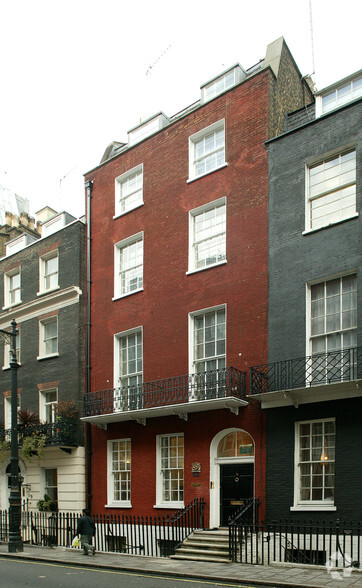 18 Bolton St, London for lease - Building Photo - Image 1 of 7