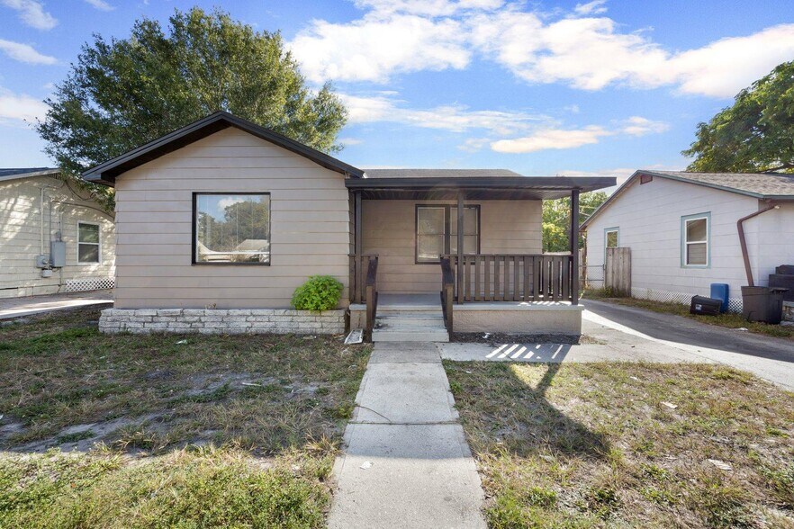 1357 Overlea St, Clearwater, FL à vendre - Photo du bâtiment - Image 2 de 22