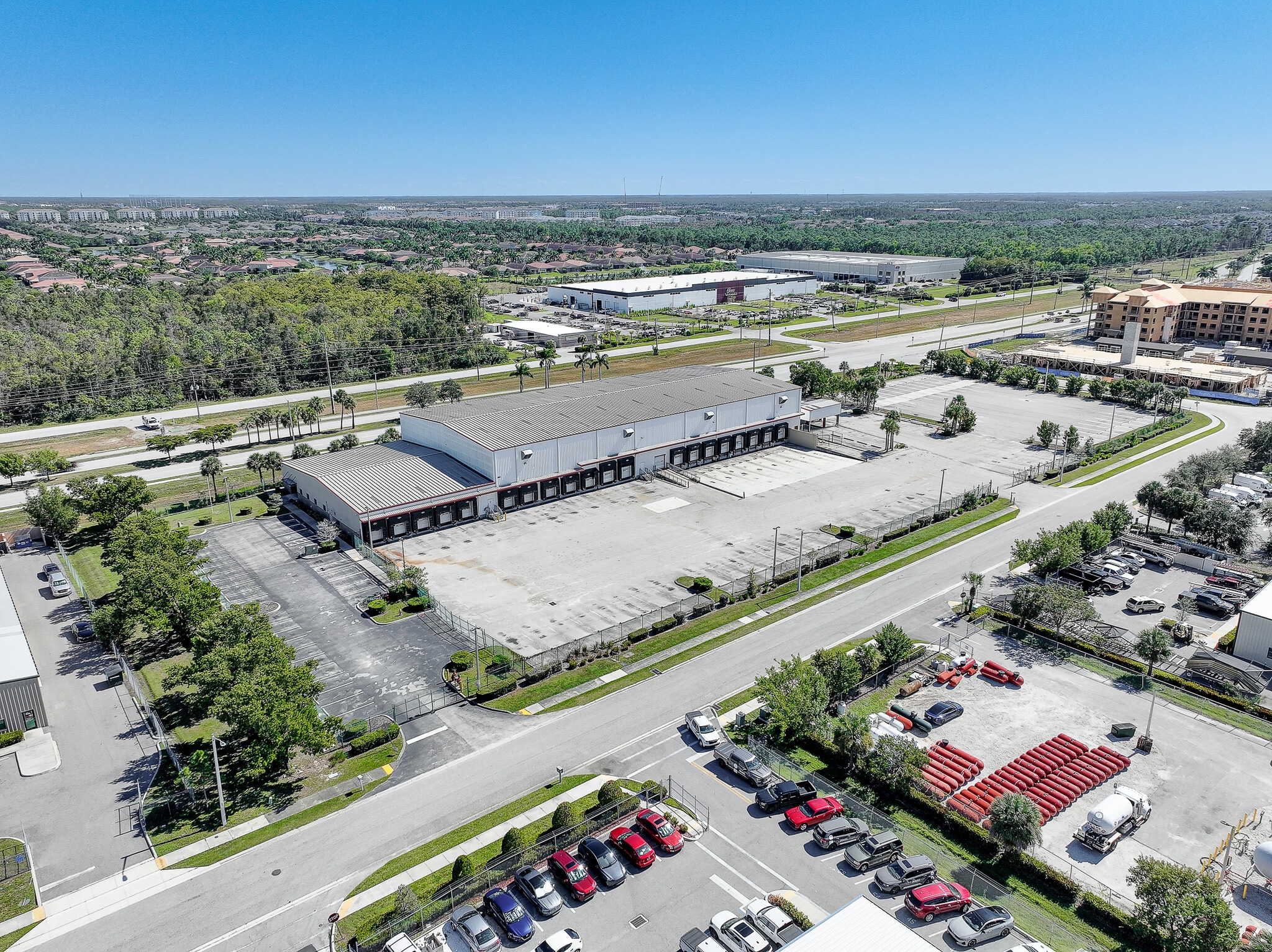 3843 Ironbridge Blvd, Fort Myers, FL for lease Building Photo- Image 1 of 11