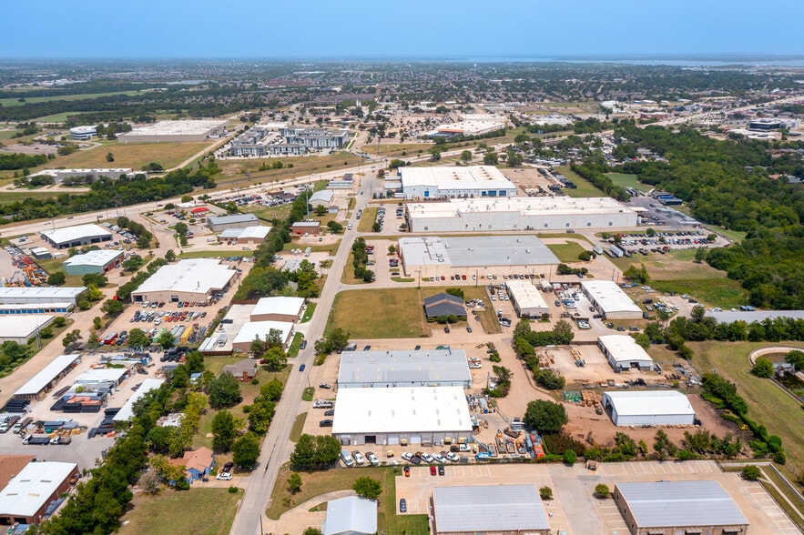101 Kristen Ct, Wylie, TX for lease - Building Photo - Image 3 of 7