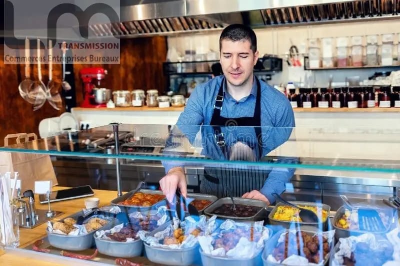 Retail in Paris for lease - Building Photo - Image 1 of 4