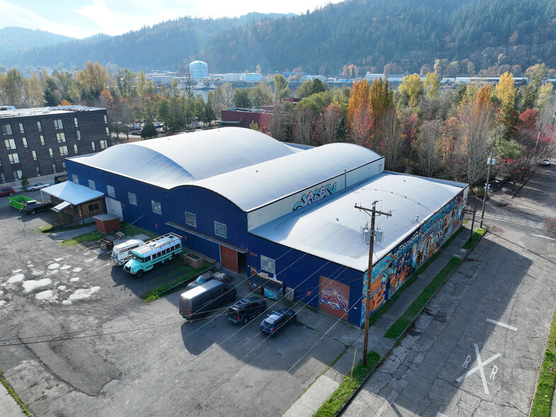 8638 N Crawford St, Portland, OR for lease - Building Photo - Image 1 of 10