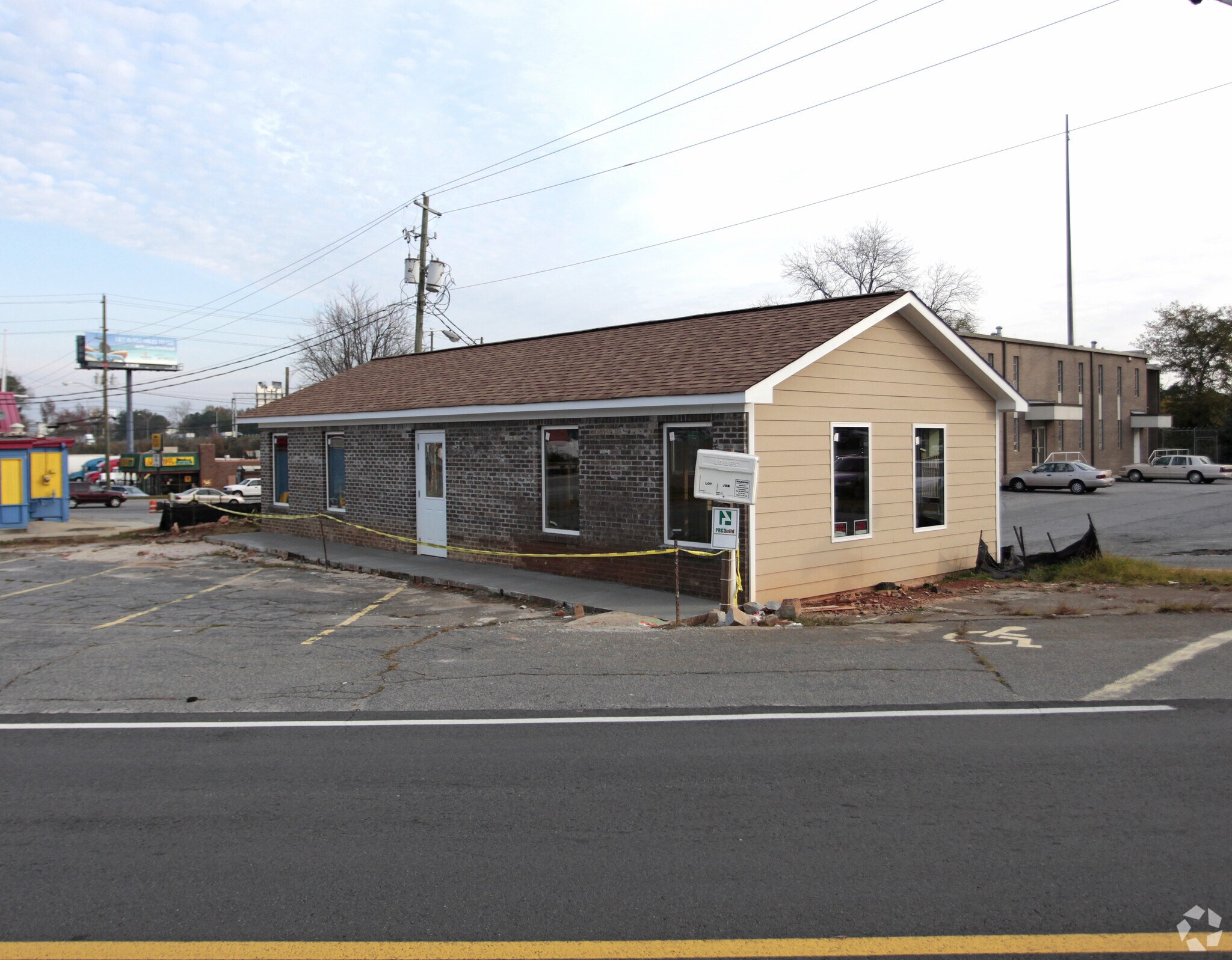 23 Freys Gin Rd, Marietta, GA for sale Primary Photo- Image 1 of 4