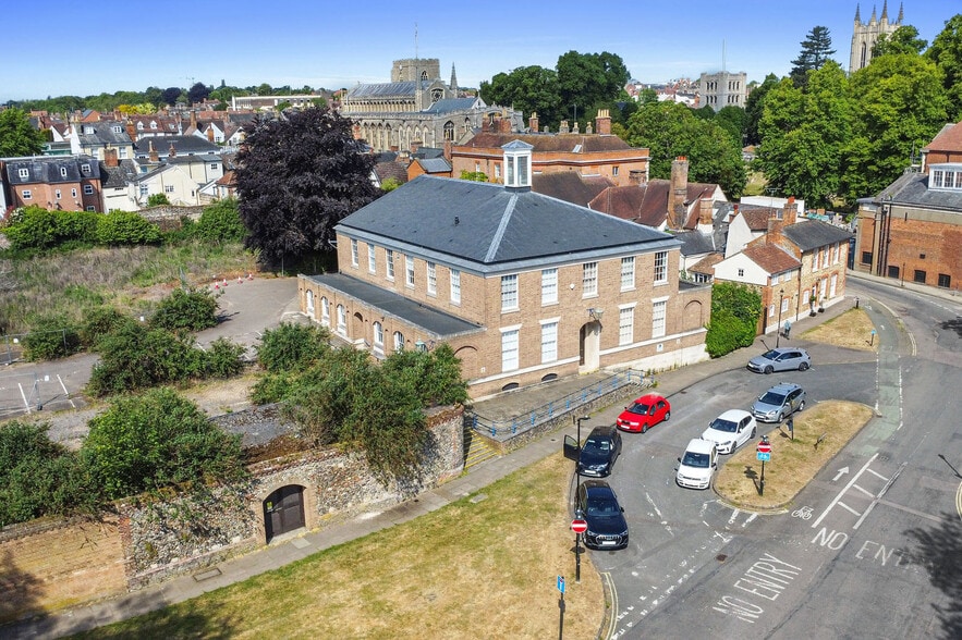 77 Raingate Street, Bury St Edmunds à vendre - Photo du bâtiment - Image 1 de 2