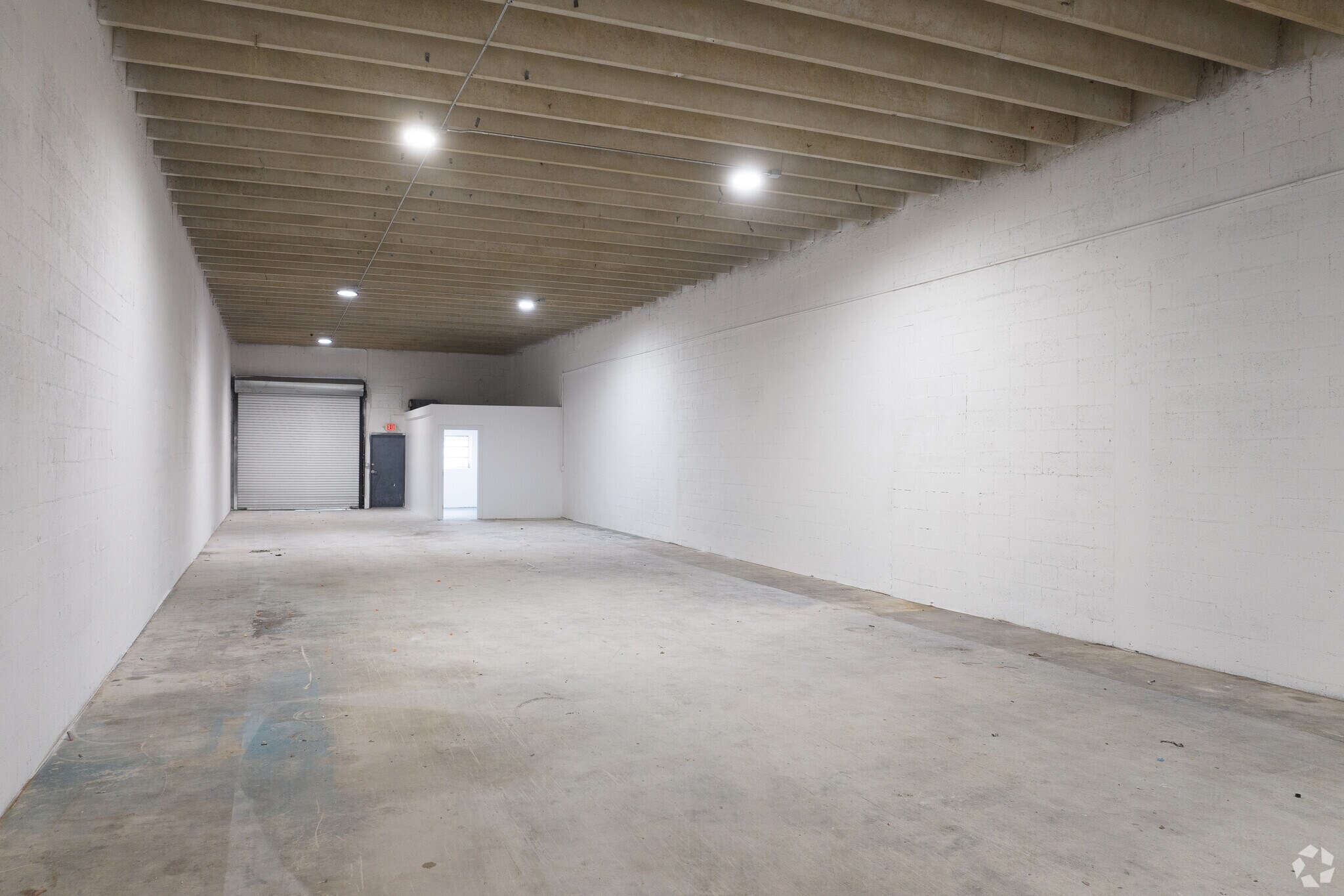 18520-18590 NE 2nd Ave, Miami, FL à louer Photo du bâtiment- Image 1 de 11