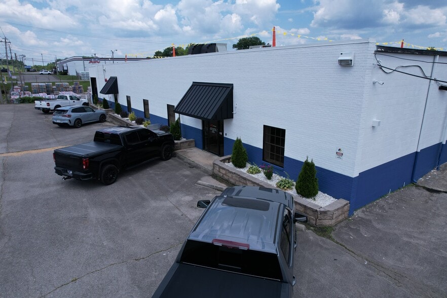 1512 Nashville Hwy, Columbia, TN à louer - Photo du bâtiment - Image 2 de 13