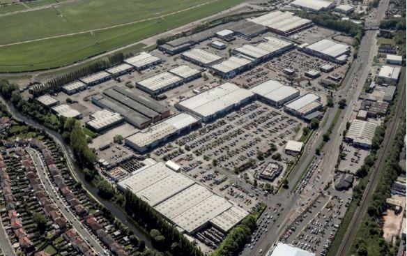 Bechers Dr, Liverpool à louer Photo du bâtiment- Image 1 de 2