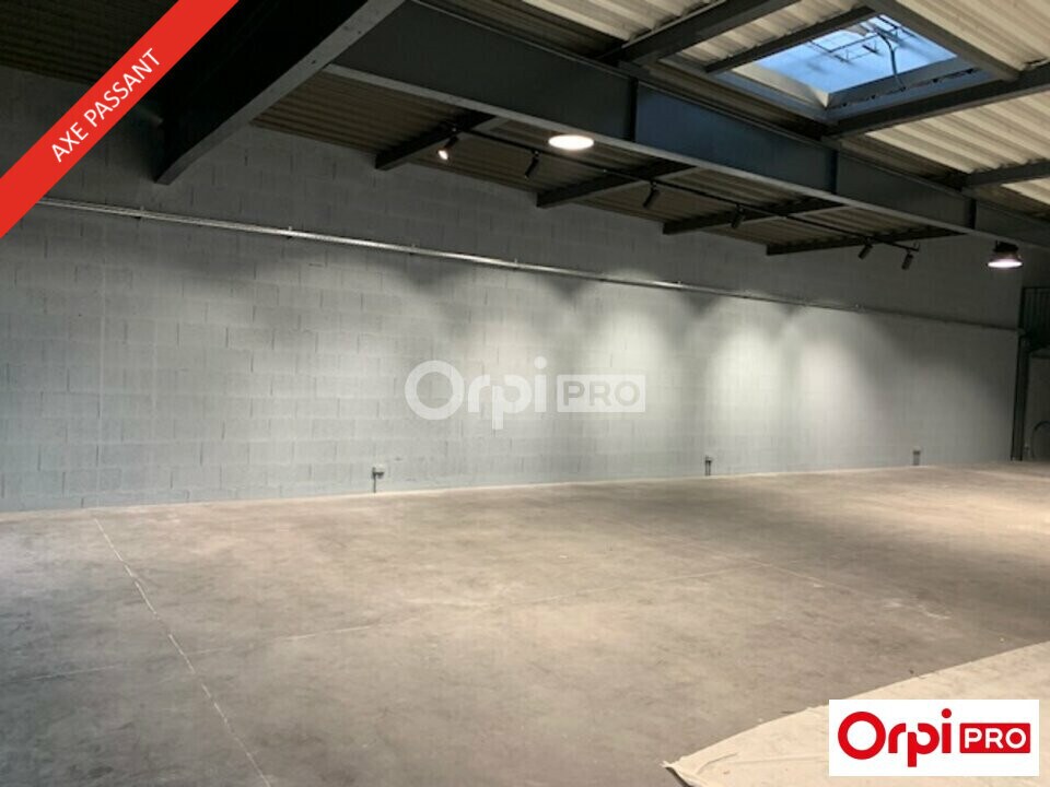 Retail in Valence for sale Interior Photo- Image 1 of 3