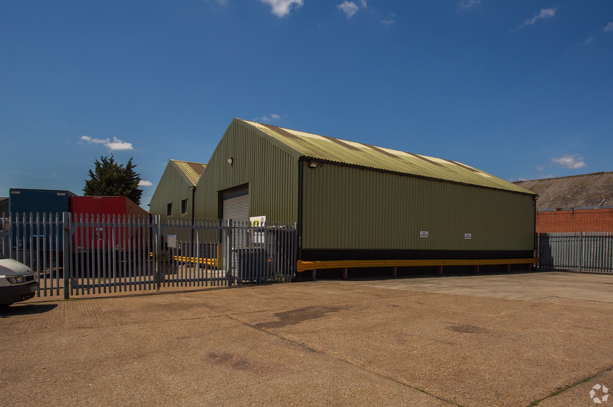 Mulberry Way, Belvedere for lease Primary Photo- Image 1 of 5