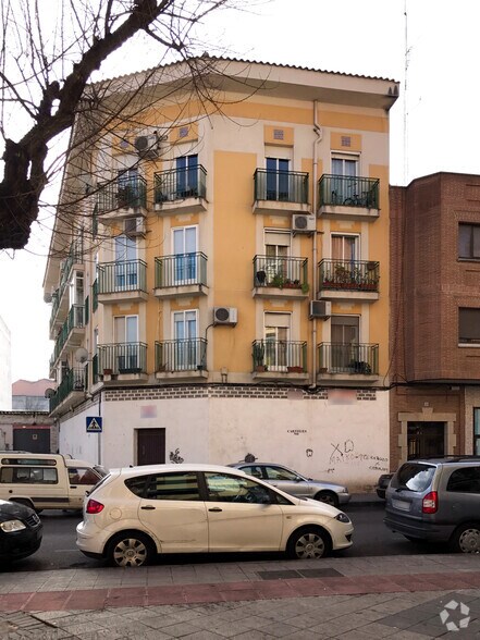 Immeuble residentiel dans Talavera de la Reina, Toledo à vendre - Photo du bâtiment - Image 2 de 2