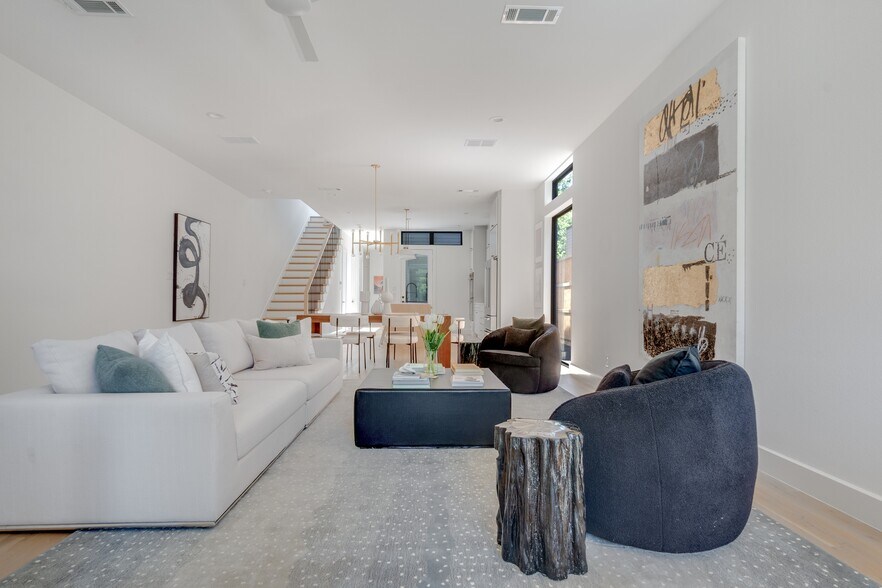 2322 Kirby St, Dallas, TX à vendre - Photo du bâtiment - Image 2 de 18