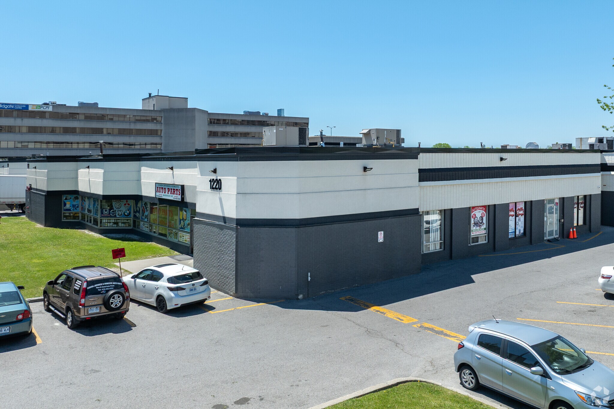 1220 Markham Rd, Toronto, ON à louer Photo principale- Image 1 de 3